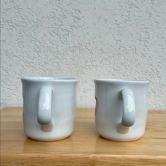 Williams Sonoma pair of white ceramic mugs with indented red heart - Picture 5 of 9